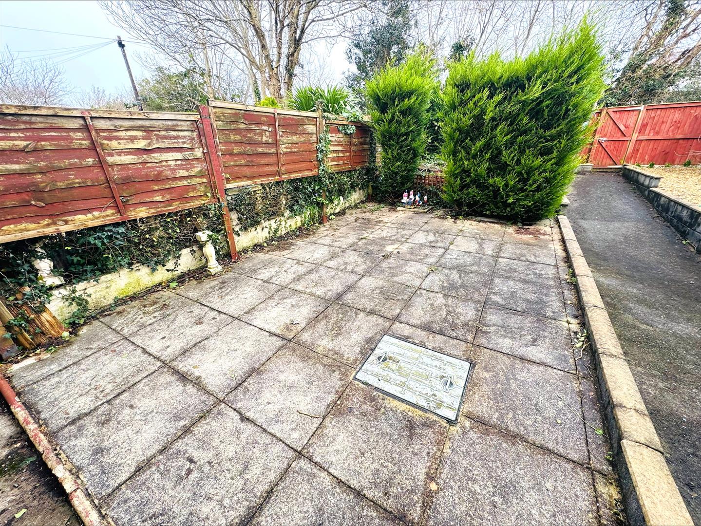 Dwyfor, Llanelli, SA14 9EH